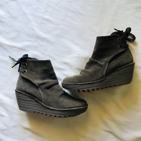 FLY LONDON SHOES YAMA SLUDGE GREEN SUEDE BOOTIES PLATFORM WEDGE ANKLE BOOT - Picture 7 of 13